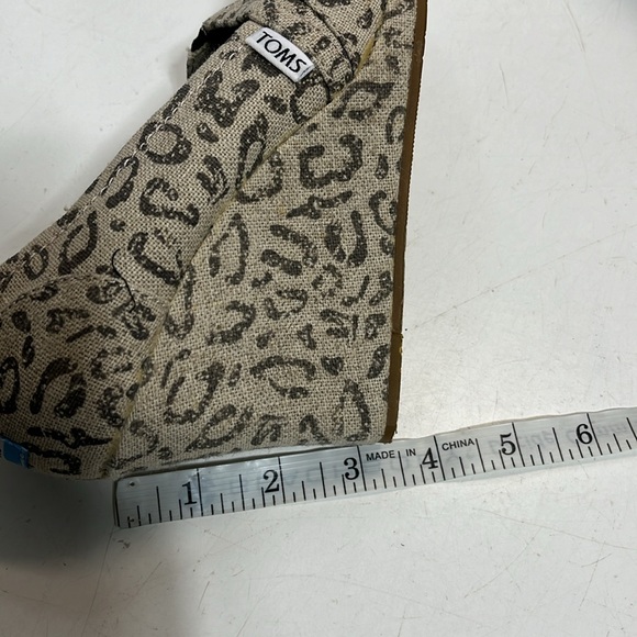 Toms Snow Leopard Peep Toe Wedge Heel Canvas Shoes, size 7.5 - Picture 13 of 14
